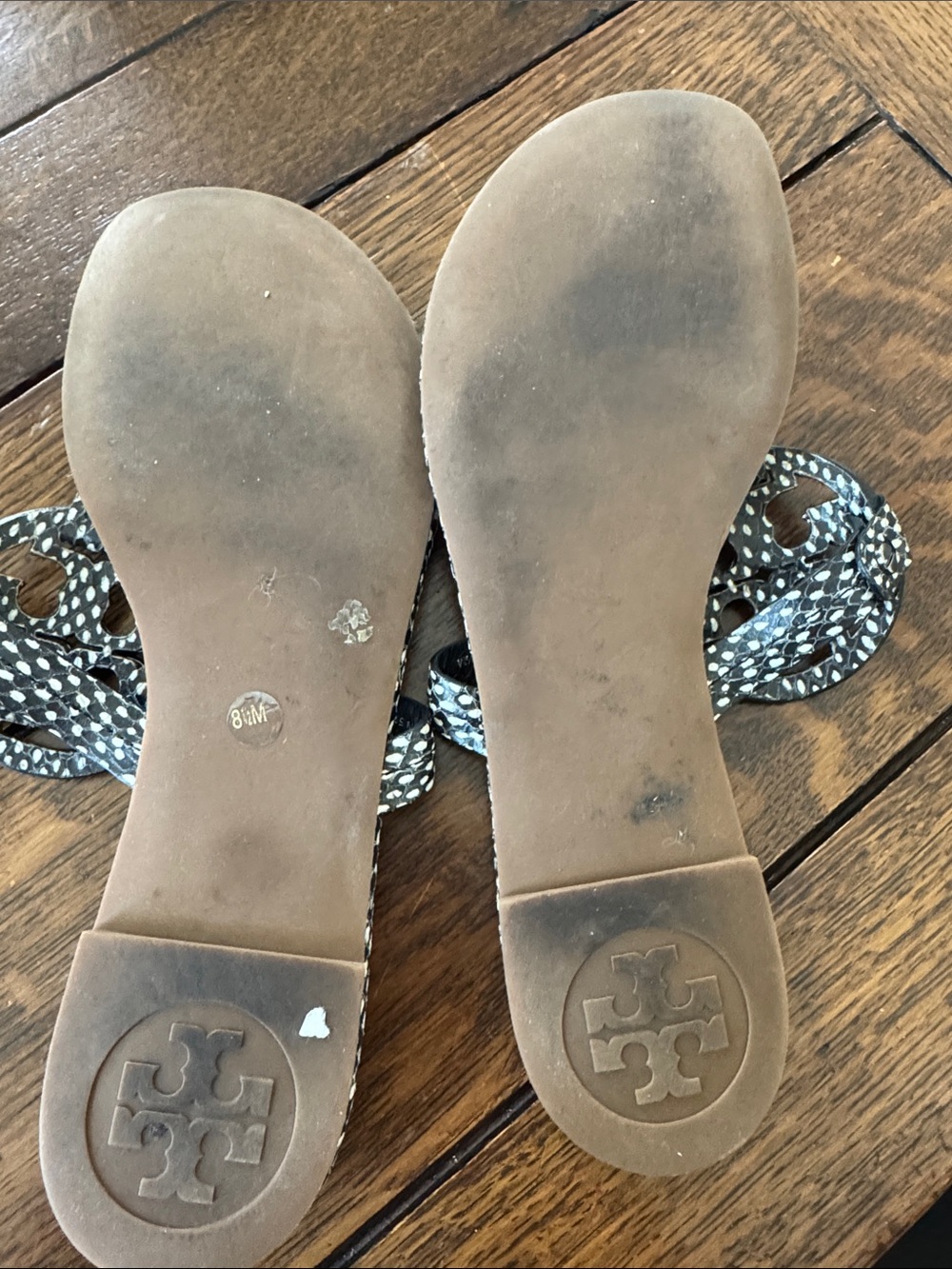 Tory Burch Black and White Logo Thong Sandals - Picture 4 of 5